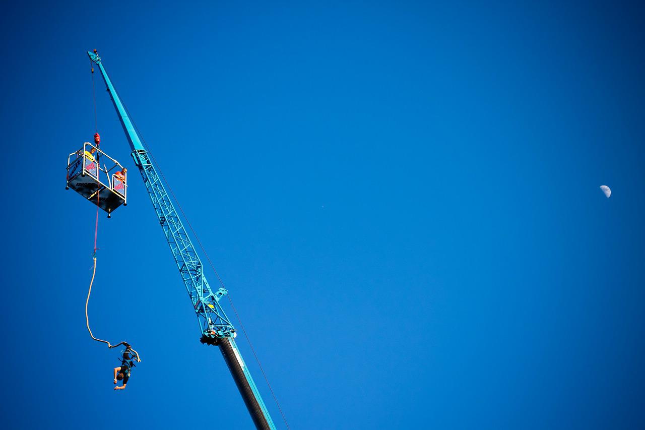 bungee jumping