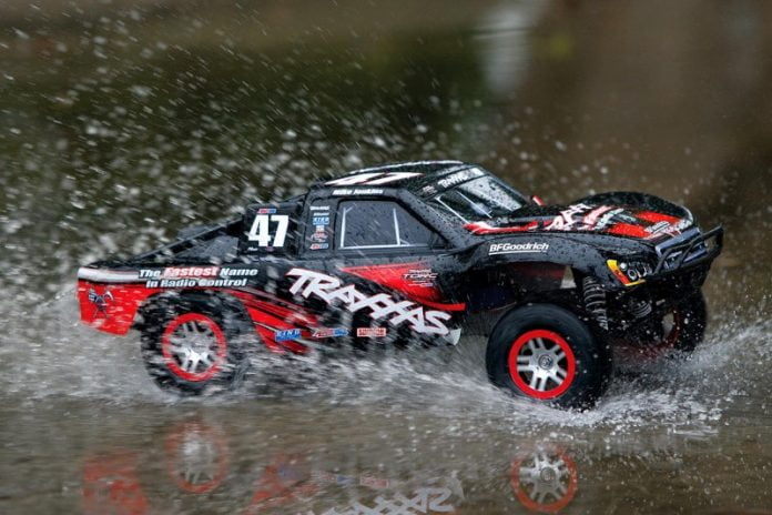 Automodelism Foto: www.rc-toys.ro Automodelism Foto: www.rc-toys.ro