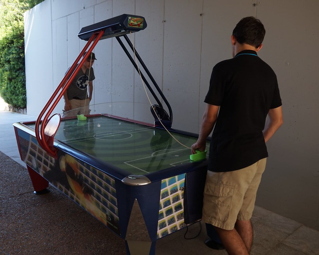 Air hockey