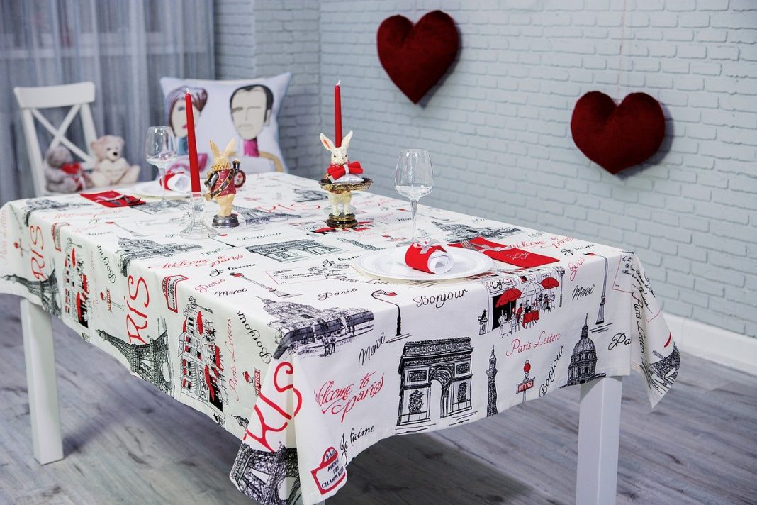 Cum să vă decorați casa de Ziua Îndrăgostiților pentru un decor special și romantic