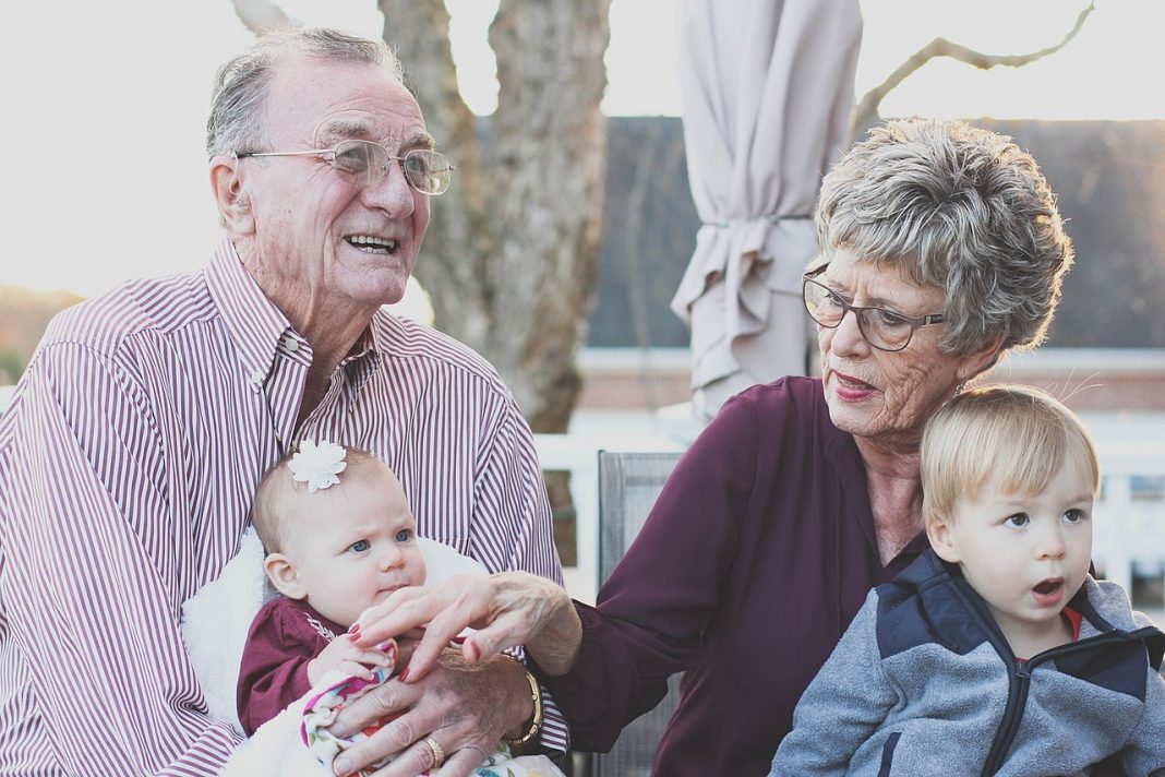 Ce putem învăța de la părinții și bunicii de altădată Vezi care sunt diferențele dintre generații